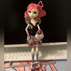 Monster High C.A. Cupid G1